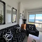 La Casita De Omar En El Corazon Del